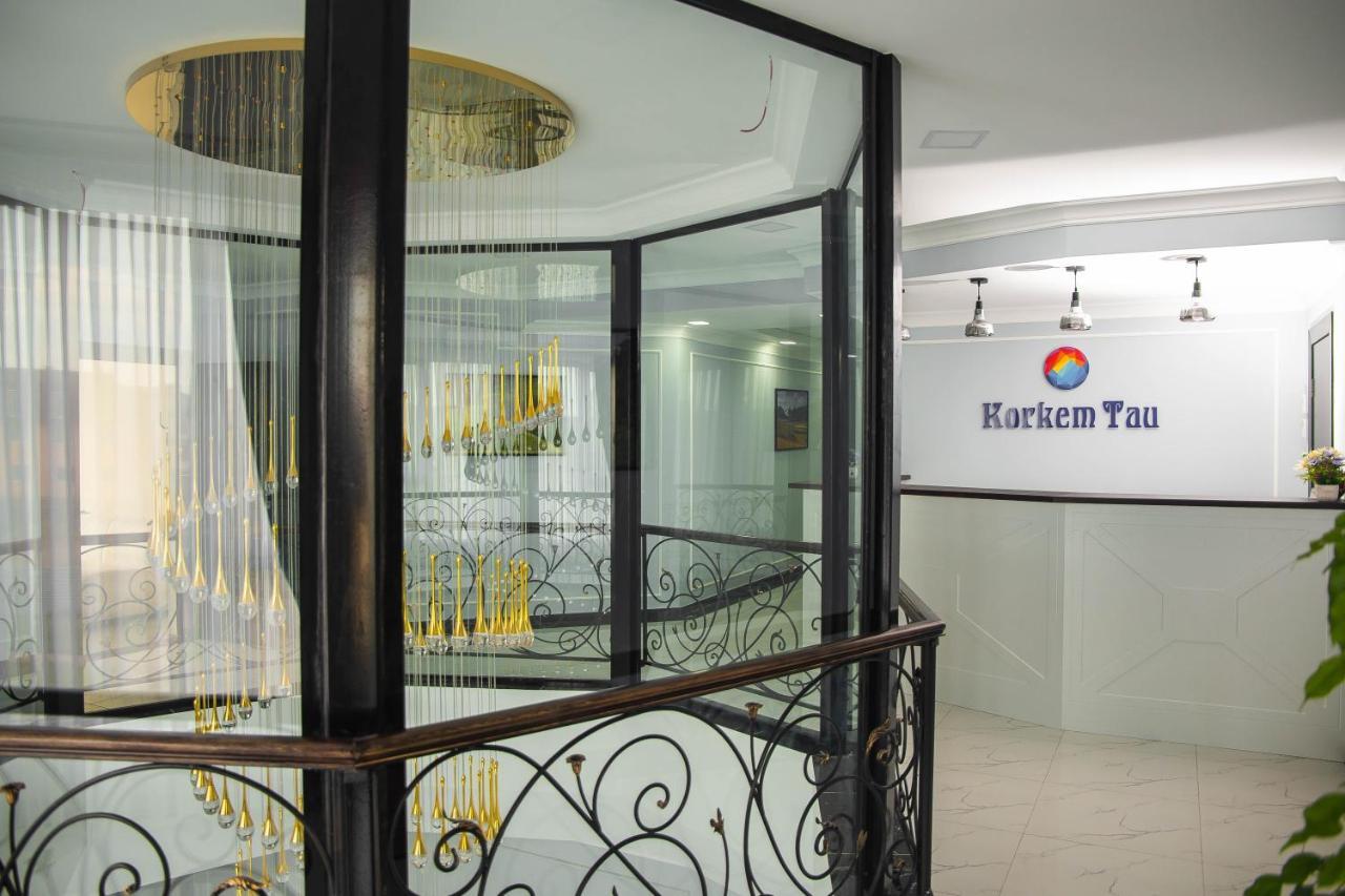 Hotel Korkem Tau Astaná Exterior foto